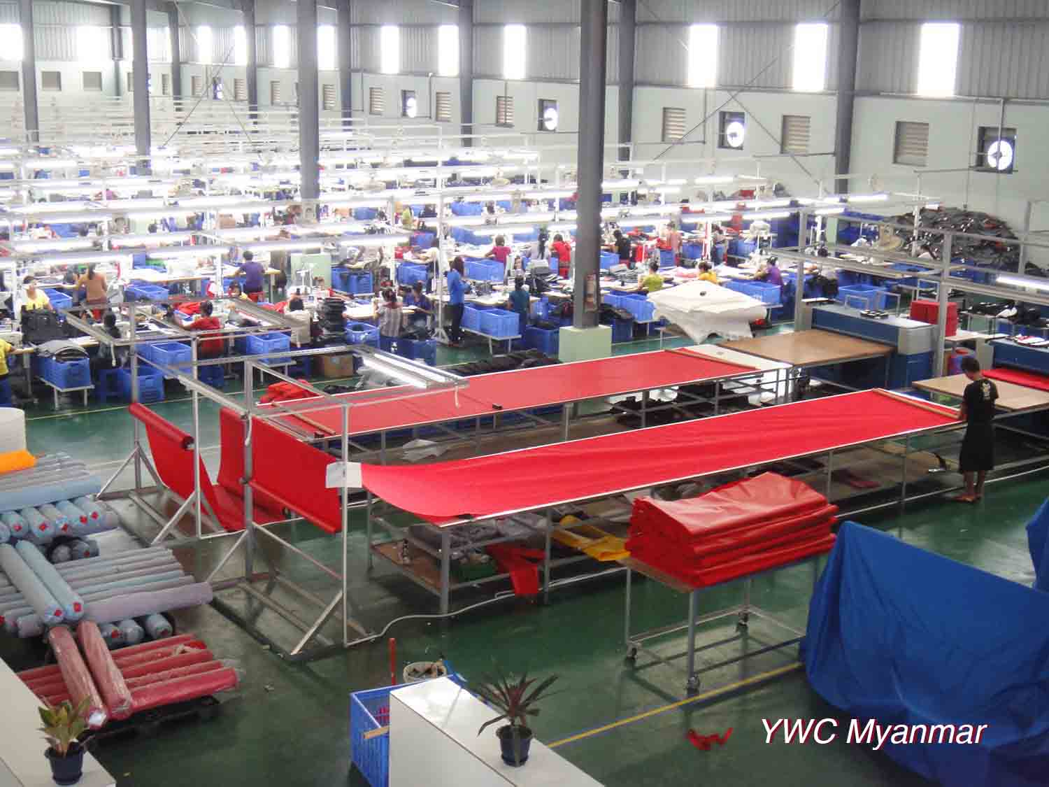 13 Myanmer Factory - Cutting Floor (2015-06-04)